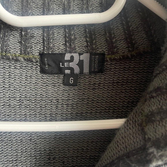 Simons Le 31 Quarter Sip Knit Sweater Large - Picture 4 of 5